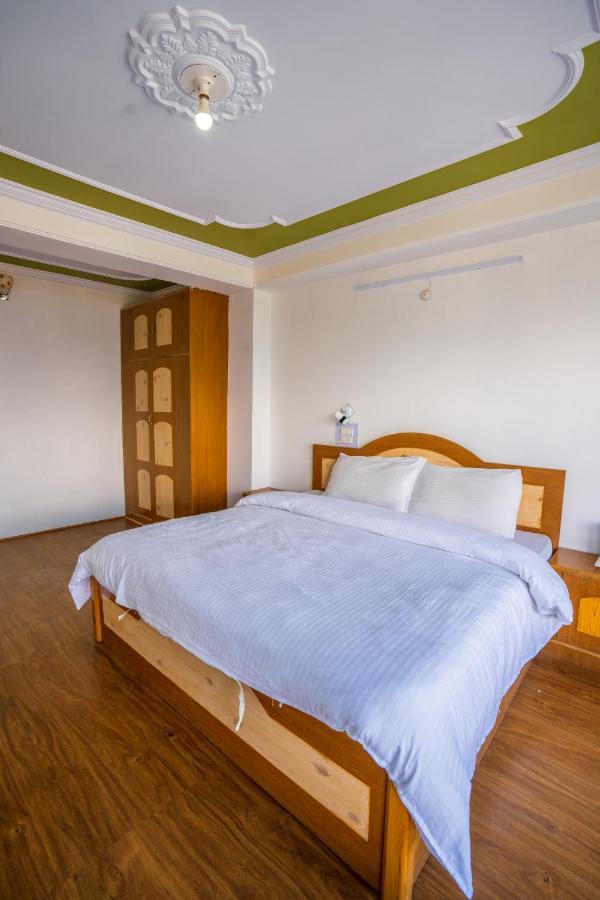 Hotel Kalpa Deshang Екстер'єр фото