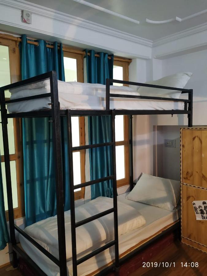 Hotel Kalpa Deshang Екстер'єр фото