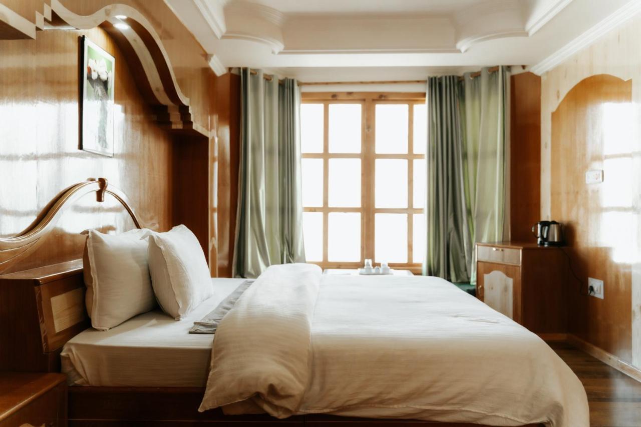 Hotel Kalpa Deshang Екстер'єр фото